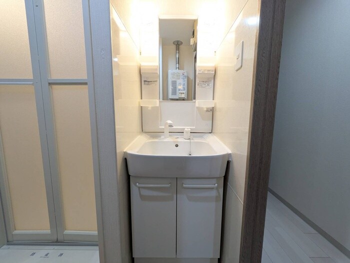 物件内観写真18　(洗面)