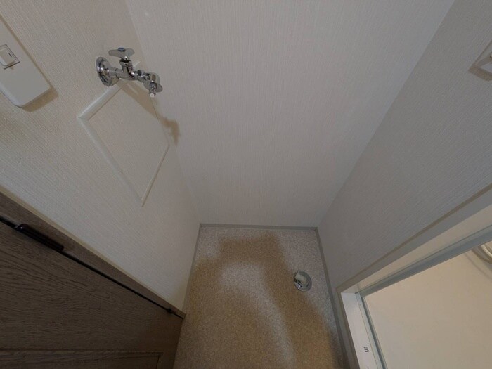 物件内観写真19　(洗濯機置場)