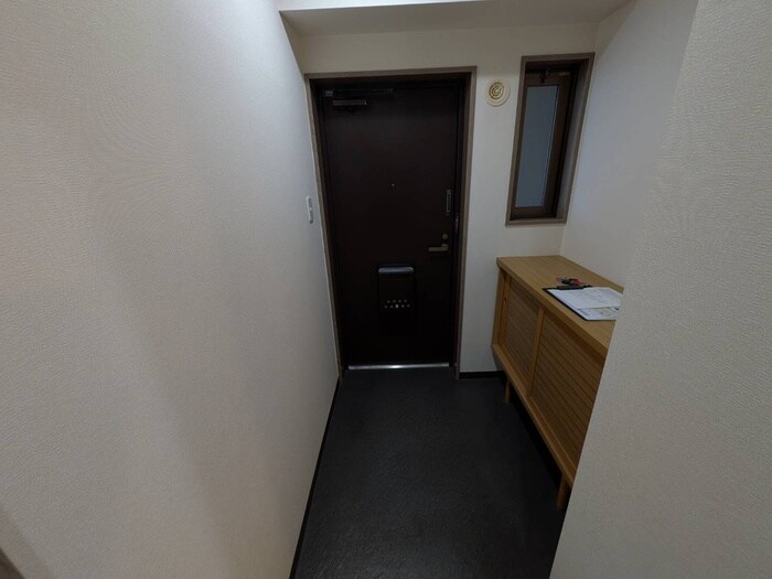 物件内観写真21　(玄関)