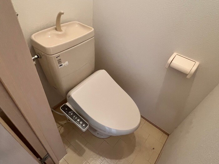 物件内観写真18　(トイレ)