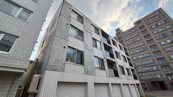 物件外観写真2　(外観写真)