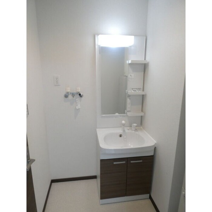 物件内観写真10　(洗面)