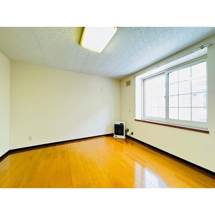 物件内観写真2　(居室)