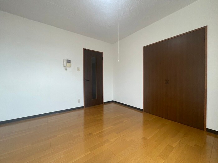 物件内観写真5　(居室)