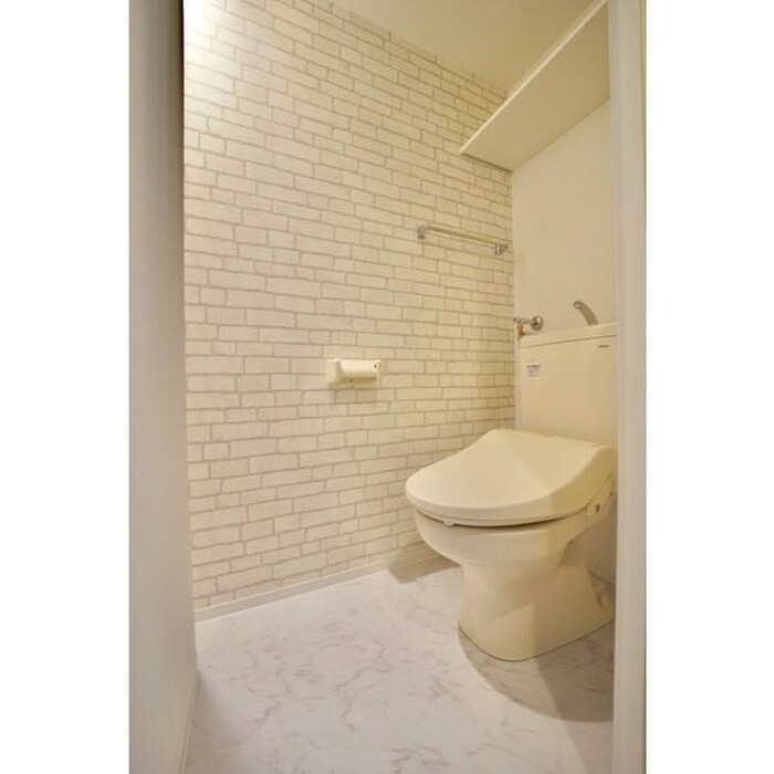 物件内観写真14　(トイレ)