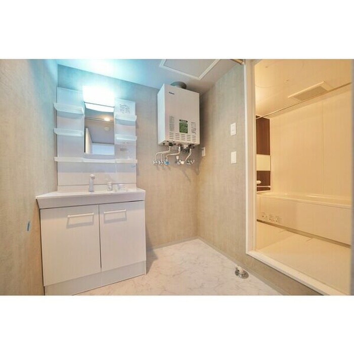 物件内観写真15　(洗面)