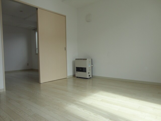 物件内観写真4　(居室)