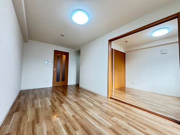 物件内観写真10　(居室)