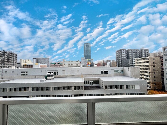 物件内観写真20　(室内からの展望)