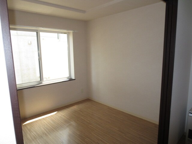 物件内観写真10　(居室)