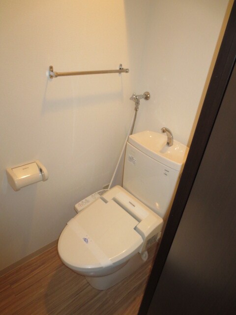 物件内観写真12　(トイレ)