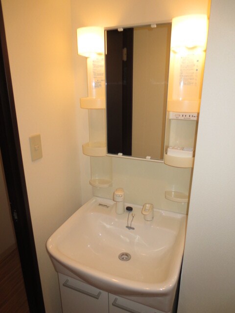 物件内観写真13　(洗面)