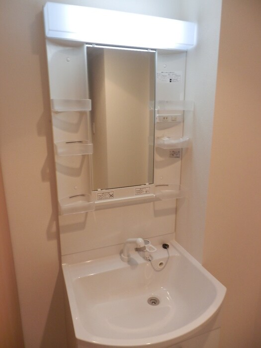 物件内観写真12　(洗面)