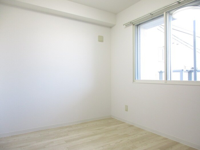 物件内観写真11　(居室)