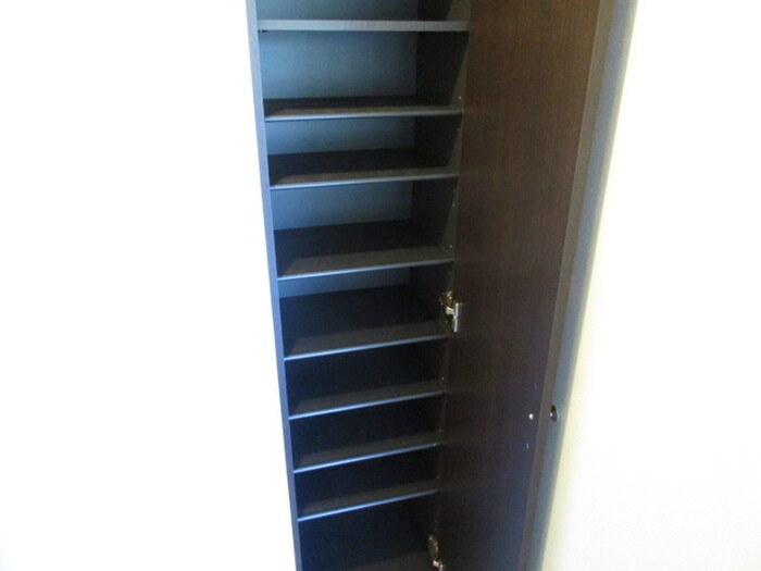 物件内観写真18　(靴箱)