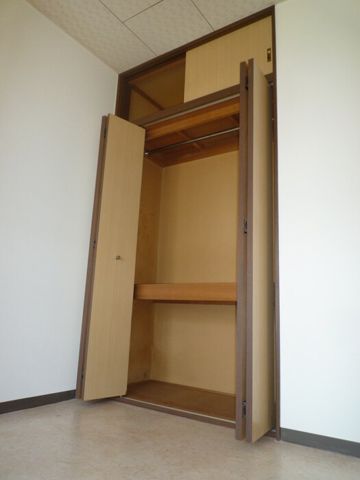 物件内観写真15　(収納)