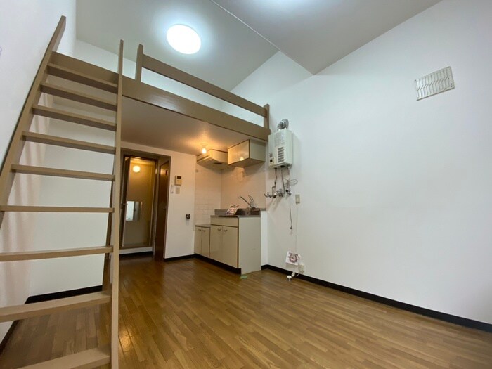 物件内観写真9　(居室)