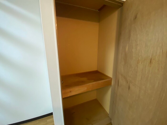 物件内観写真13　(収納)