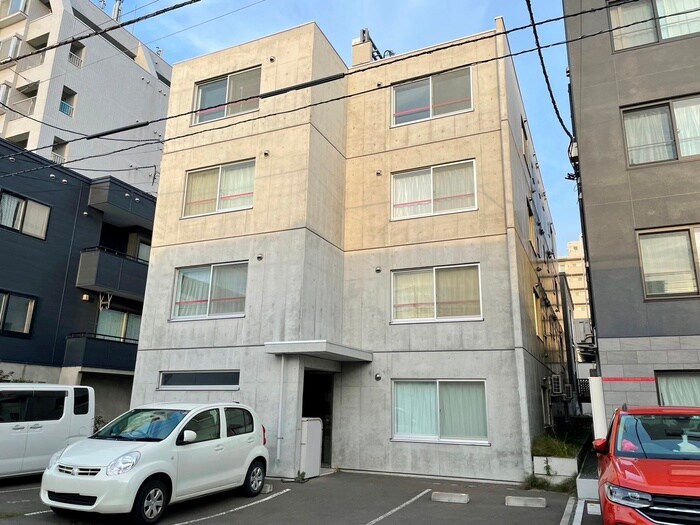 物件外観写真1　(外観写真)