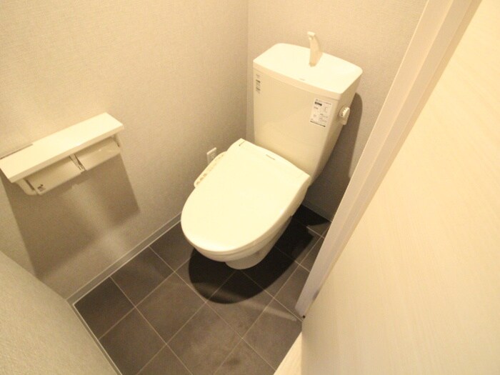 物件内観写真15　(トイレ)