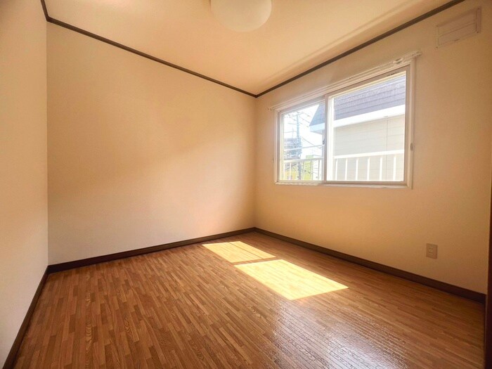 物件内観写真9　(居室)