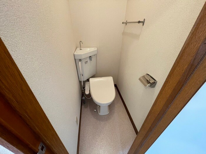 物件内観写真11　(トイレ)