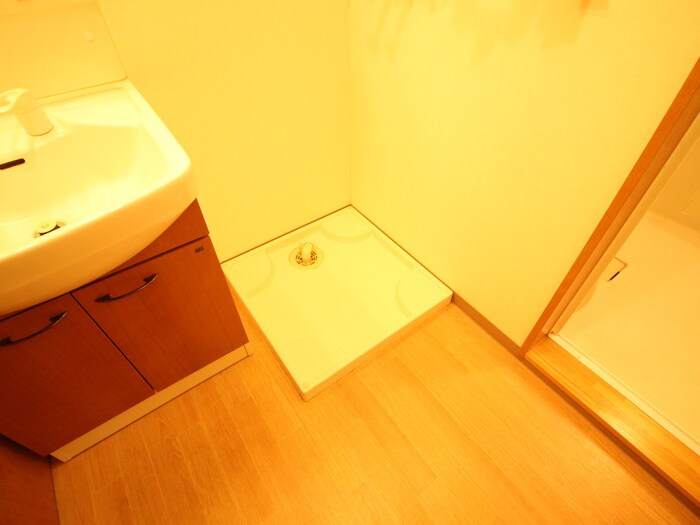 物件内観写真20　(洗濯機置場)