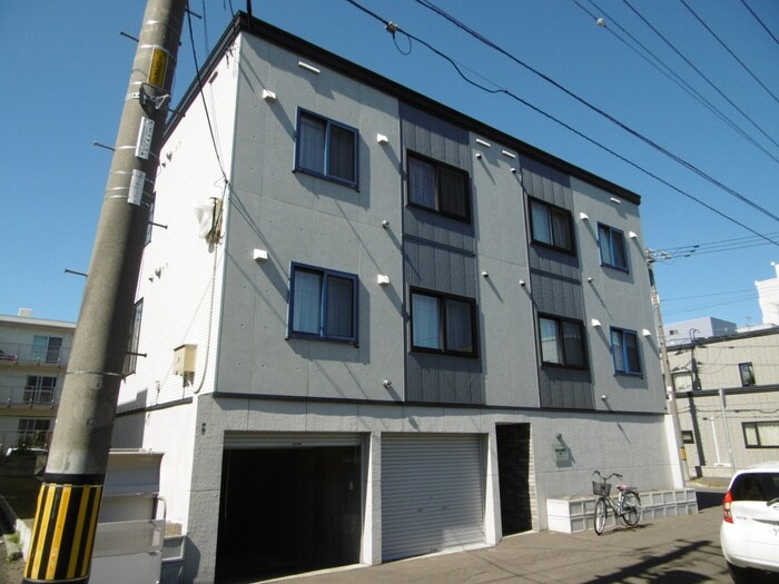 物件外観写真2　(外観写真)