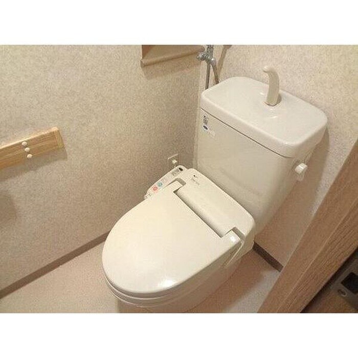 物件内観写真9　(トイレ)