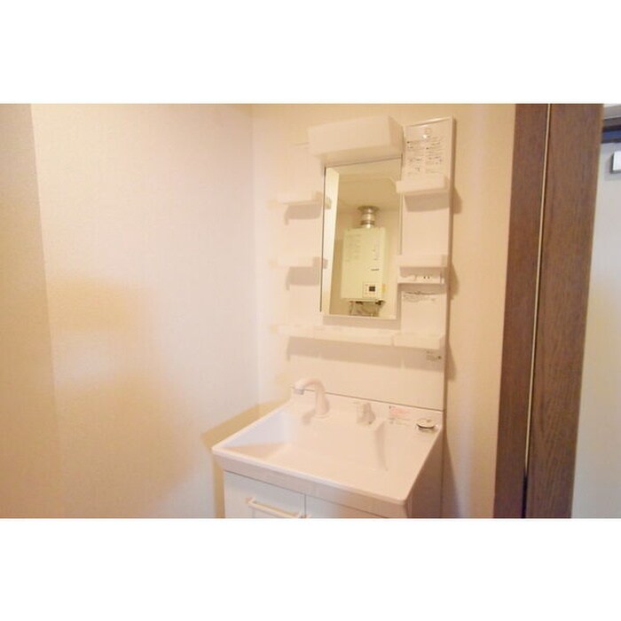 物件内観写真11　(洗面)