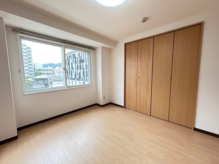 物件内観写真17　(居室)