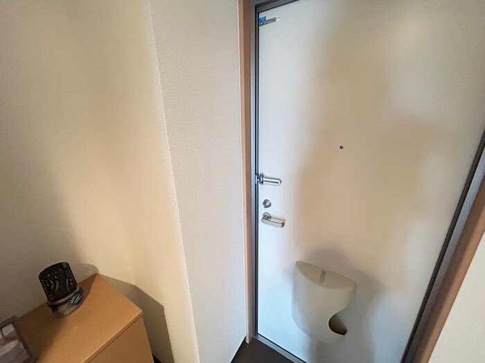 物件内観写真21　(玄関)