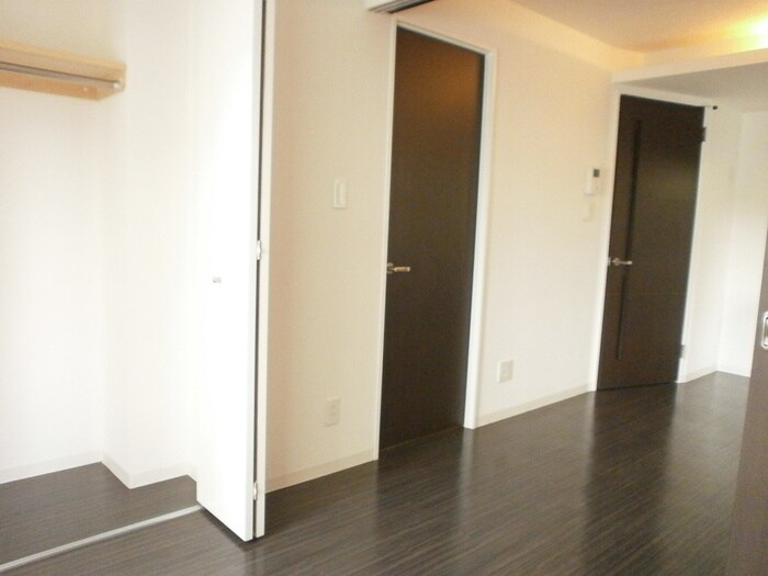 物件内観写真5　(居室)