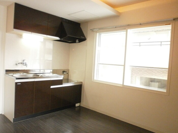 物件内観写真6　(居室)