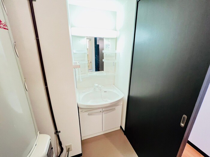 物件内観写真13　(洗面)