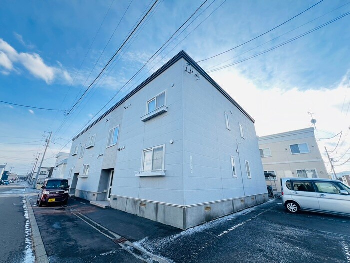 物件外観写真2　(外観写真)