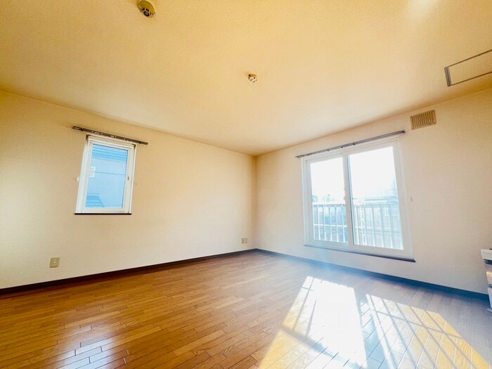 物件内観写真10　(居室)