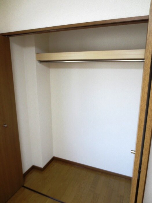 物件内観写真18　(収納)