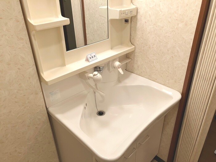 物件内観写真15　(洗面)