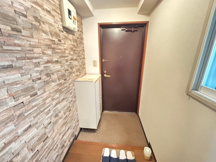 物件内観写真19　(玄関)