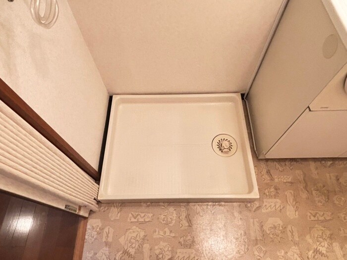 物件内観写真21　(洗濯機置場)