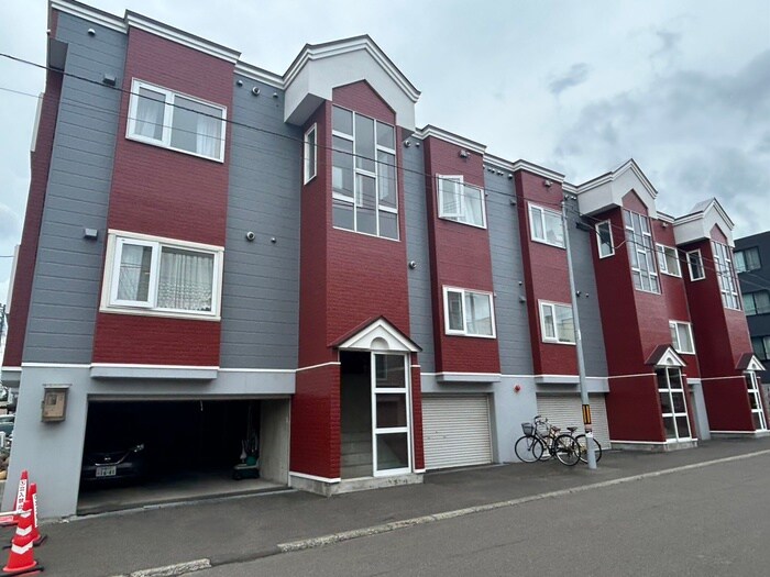 物件外観写真1　(外観写真)