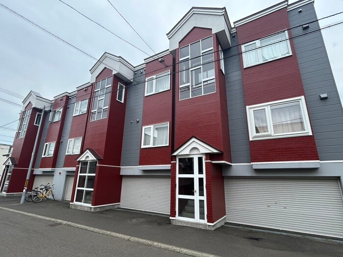 物件外観写真2　(外観写真)