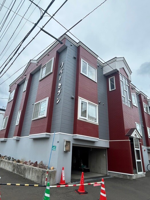 物件外観写真3　(外観写真)