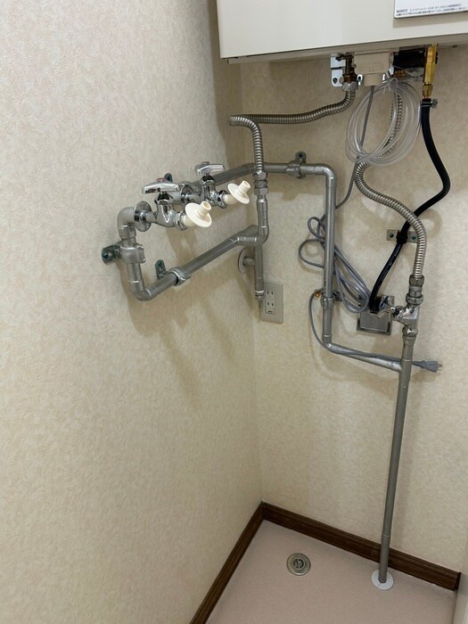 物件内観写真17　(洗濯機置場)