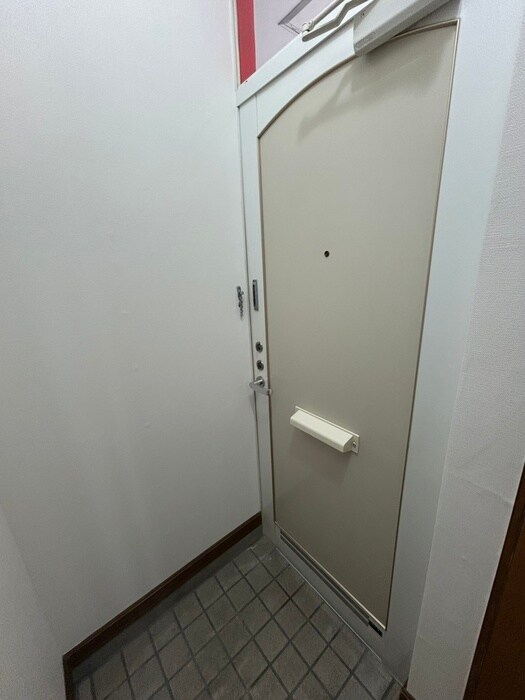 物件内観写真22　(玄関)