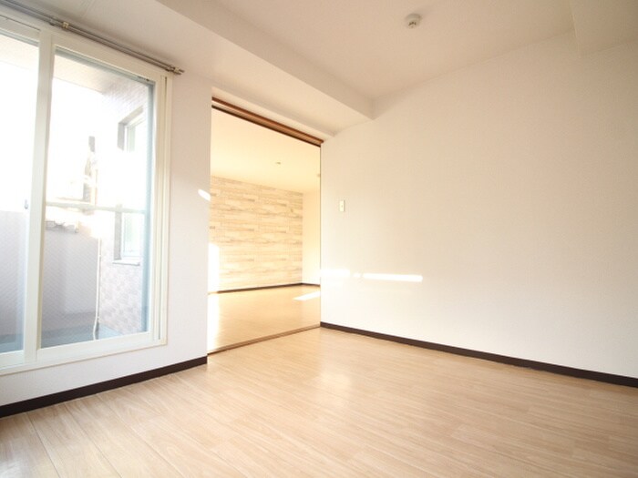 物件内観写真11　(居室)