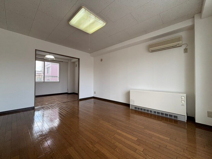 物件内観写真12　(居室)