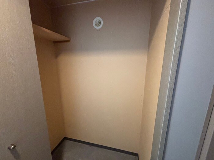 物件内観写真18　(収納)