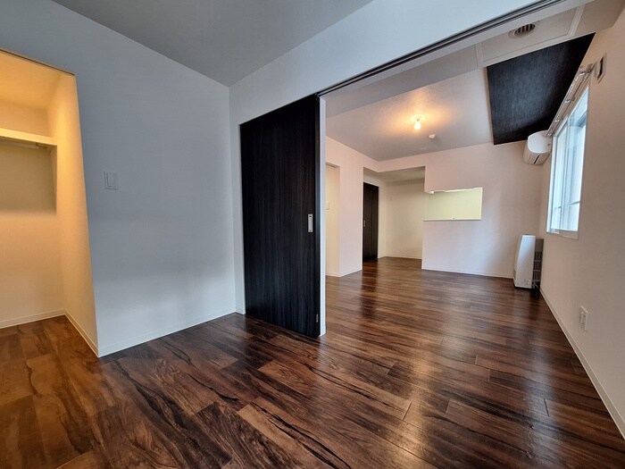 物件内観写真9　(居室)